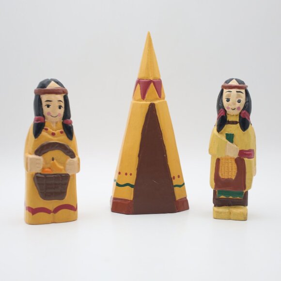 Vintage 1970s Hand Carved Hand Painted Indian Man, Woman &  Teepee - Picture 4 of 10